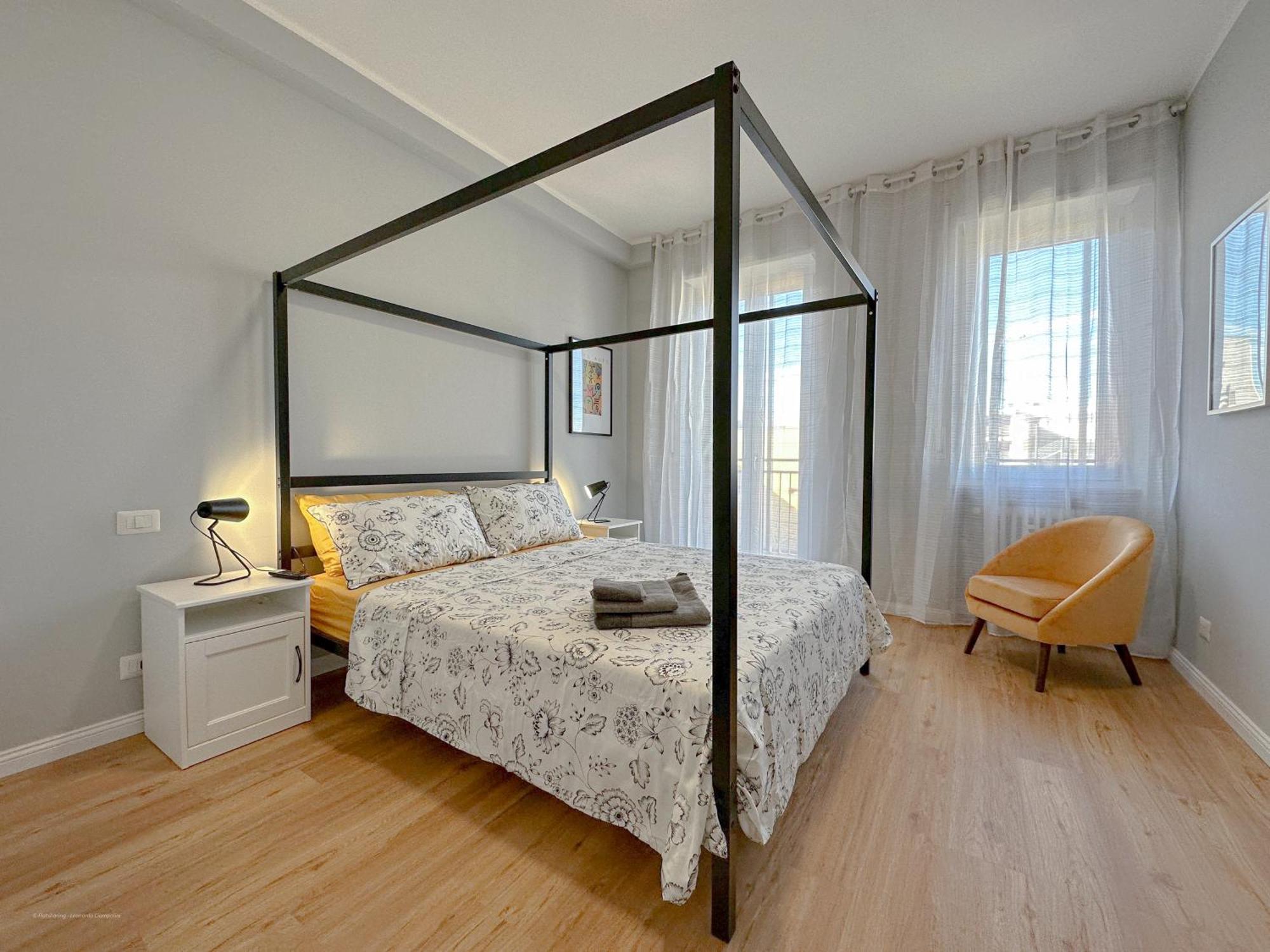 Torre 24 - Luxury Naviglio Suite Mailand Exterior foto