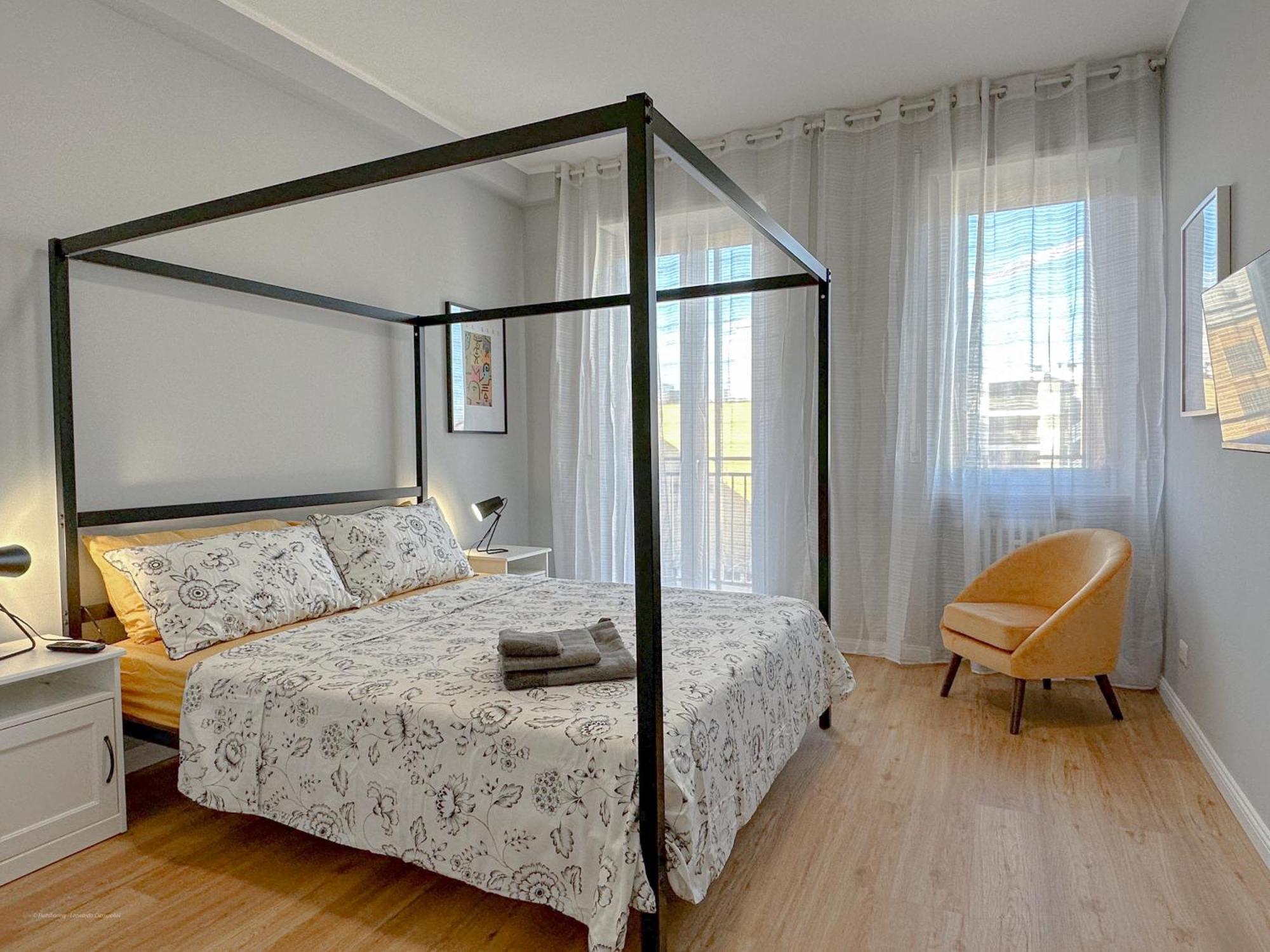 Torre 24 - Luxury Naviglio Suite Mailand Exterior foto